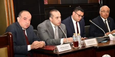 فوزي الدولة ملزمة بمنح الأولوية للمستأجر أو من امتد إليه عقد الإيجار - هرم مصر