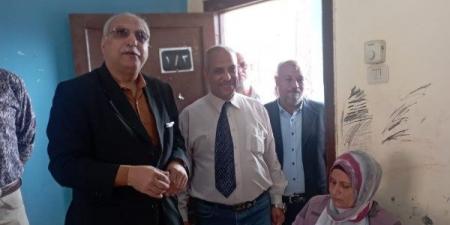مدير تعليم القليوبية يتفقد أعمال تصحيح الشهادة الإعدادية - هرم مصر
