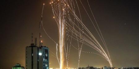 اللقطات الأولى للهجوم الإيراني الجديد على إسرائيل.. شاهد - هرم مصر