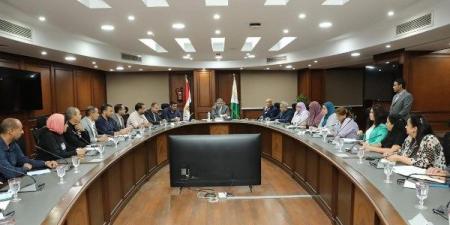 لتحسين جودة الخدمات المقدمة للمواطنين.. تشكيل مكتب فني لدعم تنفيذ المشروعات بالجيزة - هرم مصر