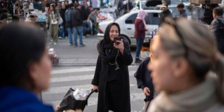 طهران تحت النار: كيف تحولت المساحات الرقمية إلى ملاجئ لشباب إيران - هرم مصر