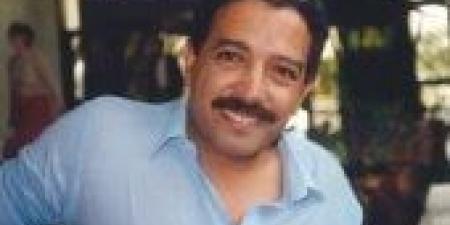 في ذكراه الـ30.. عاطف الطيب مخرج المهمشين الذي حوّل السينما إلى مرآة للوطن(تقرير) - هرم مصر