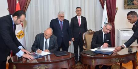وزير التموين يشهد بروتوكولا لإتاحة الاستعلام عن السجلات التجارية - هرم مصر
