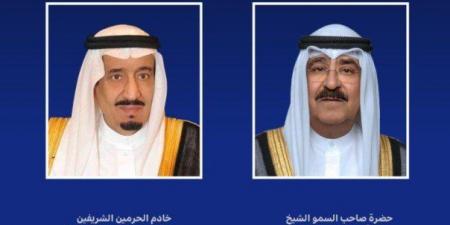 أمير الكويت يعزي خادم الحرمين الشريفين بوفاة الأمير فيصل بن خالد آل سعود - هرم مصر