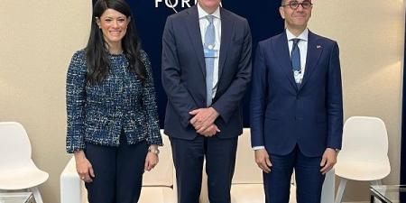 مباحثات بين المشاط وWEF حول التحديات الاقتصادية الإقليمية والدولية - هرم مصر