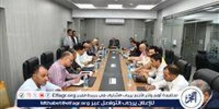 محافظ الفيوم يتابع ملفات التقنين والتصالح ويراجع موقف الرد على المتغيرات المكانية - هرم مصر