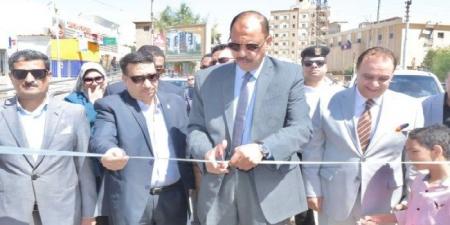 محافظ سوهاج يفتتح سوق اليوم الواحد بمدينة طهطا ويوجه باستمراره حتى ظهر الجمعة القادم - هرم مصر