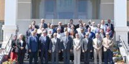 محافظ الإسكندرية يستقبل الإدارة المحلية بمجلس النواب ويناقش الملفات الهامة - هرم مصر