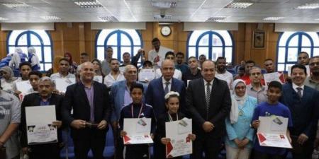 محافظ المنيا يكرم الأبطال الرياضيين الحاصلين على بطولات عالمية وعربية وإفريقية - هرم مصر