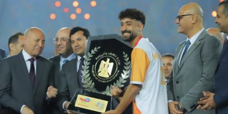 وزارة الشباب تعلن احتراف حسين وفيق في دوري المحترفين - هرم مصر