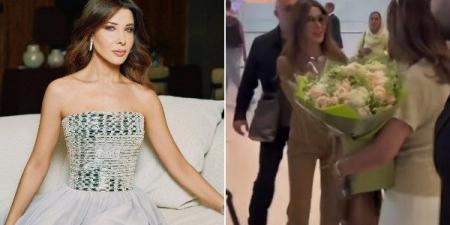 استقبلوها بالورود.. نانسي عجرم تصل لندن استعدادا لحفلها غدا - هرم مصر