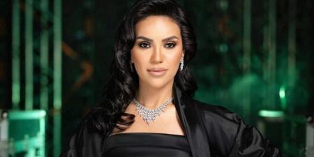 مي فاروق تحتفل بتخرج نجلتها من المدرسة - هرم مصر