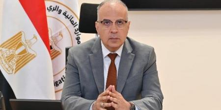 وزير الري يتابع المنظومة المائية بالجيزة ومقترحات تطوير ترعة شبرامنت - هرم مصر