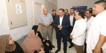 محافظ الشرقية يُفاجئ مستشفى بلبيس المركزي ويُحيل عددًا من العاملين للتحقيق - هرم مصر