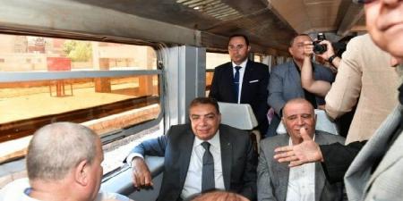 محافظ الدقهلية ورئيس هيئة السكك الحديدية يفتتحان وصلة خط قطار «بلقاس - المنصورة» - هرم مصر