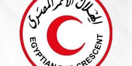 تنفيذًا لتوجيهات السيدة انتصار السيسي.. الهلال الأحمر المصري يقدم الدعم لضحايا حادث الطريق الإقليمي - هرم مصر
