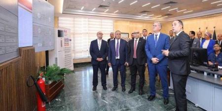 وزير البترول يتفقد مشروع منظومة ”سكادا” لمراقبة تداول البوتاجاز بشركة بتروجاس - هرم مصر