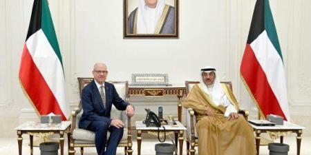 ولي العهد الكويتي يستقبل نائب رئيس مجلس إدارة مؤسسة الملك في المملكة المتحدة والمدير التنفيذي للتعليم - هرم مصر