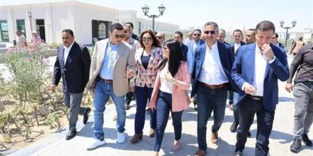 جولة تفقدية لوزراء الإسكان والتخطيط والتنمية المحلية في المدينة التراثية بالعلمين - هرم مصر