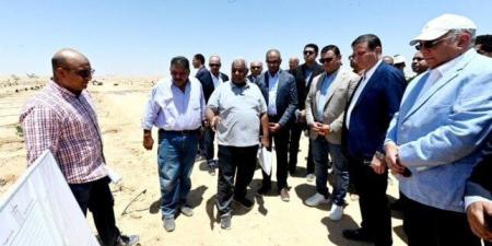 وزيرا الزراعة والإسكان يتفقدان محطة التجارب البحثية لتحلية مياه البحر بالعلمين - هرم مصر