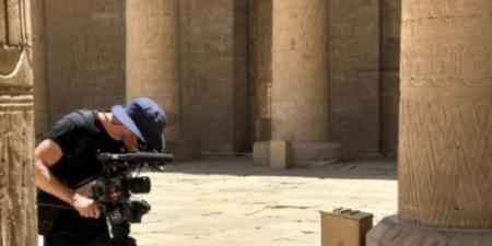 شركة فرنسية تصور فيلما وثائقيا عن الحضارة المصرية والسياحة في أسوان - هرم مصر