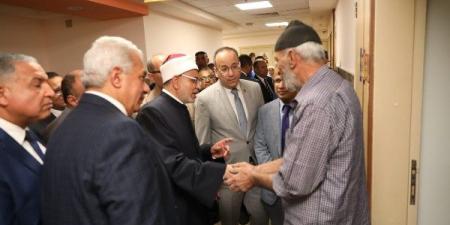 قيادات الأزهر الشريف تلتقي مصابي غزة في مستشفى أسيوط .. صور - هرم مصر