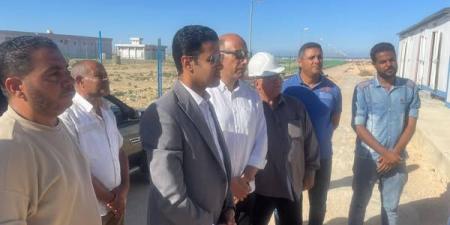 نائب محافظ مطروح يتفقد محطة معالجة الصرف الصحي - هرم مصر