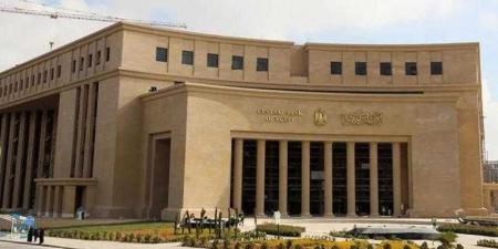 زيادة الحد الأقصى اليومي لعمليات السحب النقدي من البنوك إلى 500 ألف جنيه - هرم مصر