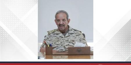 القائد العام لقوة دفاع ‏البحرين يجتمع بحضور وزير شؤون الدفاع ورئيس هيئة الأركان والمستشار للشؤون المالية والفنية بالقيادة العامة لقوة دفاع البحرين مع عدد من كبار الضباط بقوة دفاع ‏البحرين - هرم مصر