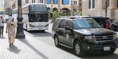 المشاركون في الدورة الـ(45) من مسابقة الملك عبدالعزيز الدولية يصلون إلى المدينة المنورة - هرم مصر
