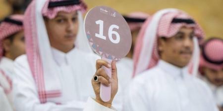 بيع 3 صقور بـ 214 ألف ريال في الليلة الثانية من مزاد مزارع إنتاج الصقور 2025 - هرم مصر