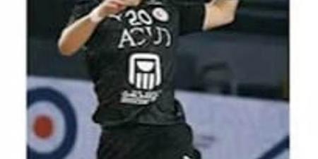 حبشى يكرم عبد الرحمن رشاد ابن بورسعيد ونجم منتخب اليد الوطنى  - هرم مصر