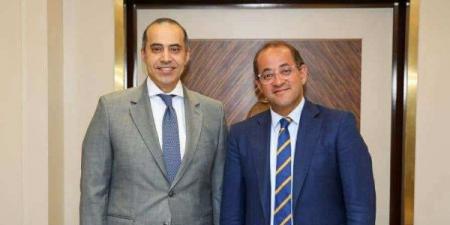 محمود فوزي يبحث مع وزير المالية القضايا التشريعية المرتبطة باختصاصاته - هرم مصر
