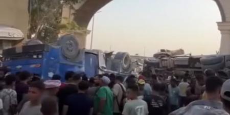 التحريات في حادث شق التعبان: تريلا بدون فرامل كسحت الطريق - هرم مصر