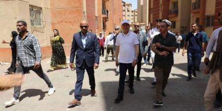 محافظ القاهرة يواصل حملة رفع الاشغالات والتعديات بمدينة معاً - هرم مصر