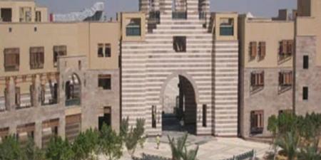 الجامعة الأمريكية تخرّج أول دفعة من برنامج إدارة صناعة السينما - هرم مصر