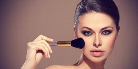 هل ترغبين في مكياج احترافي؟ اتبعي هذه الخطوات لإطلالة مثالية #الصحة #منوعات #اخبار_الصحة #اخبار_منوعة #لايف_ستايل #تجميل #جمالك #بشرتك #الشعر #الجمهورية_أون_لاين - هرم مصر