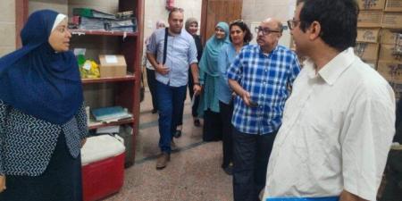 وكيل صحة أسيوط يفاجئ مخازن الأدوية ويشدد على تفعيل التفتيش الصيدلي لضبط سوق الدواء - هرم مصر