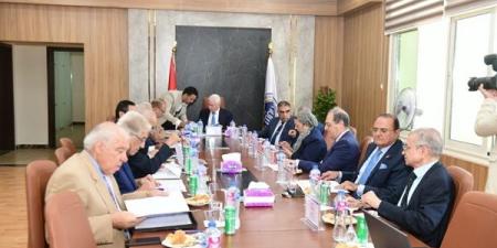محافظ الدقهلية: فخورون بجامعة المنصورة الأهلية كمنارة للتنمية والتعليم - هرم مصر