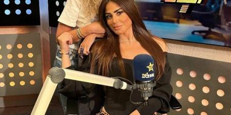 شهد رمزي: تجربتي مع الغناء شغف شخصي.. ووفاة والدي ووالدتي عطلتني - هرم مصر