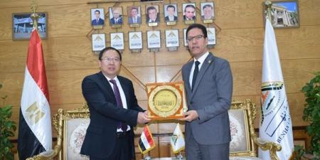 توقع اتفاقية تعاون بين جامعة بنها وفوشان الصينية - هرم مصر