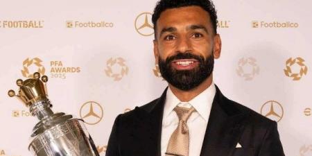 محمد صلاح يكتب التاريخ.. أفضل لاعب في إنجلترا للمرة الثالثة و5 جوائز فردية بموسم واحد - هرم مصر
