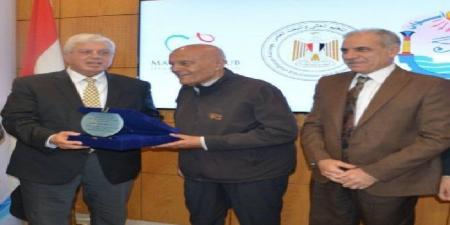 جامعة أسوان تُهنئ البروفيسور مجدي يعقوب لتكريمه من جمعية القلب الأمريكية - هرم مصر
