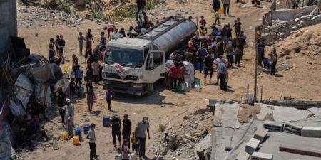 غارديان: لا مكان آمنا بغزة وعائلات تفر وإسرائيل تهدد بمحوها - هرم مصر