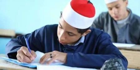 اليوم.. طلاب الثانوية الأزهرية يؤدون امتحانات الدور الثاني في الجغرافيا والحديث والتفسير - هرم مصر