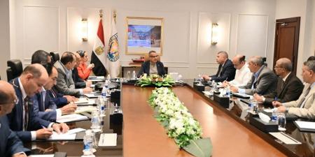 خطة جديدة لتطوير الأداء الحكومي والكفاءات الشابة بجنوب سيناء.. صور - هرم مصر