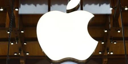 صراع الأسرار التقنية.. آبل تقاضي موظفًا سابقًا بتهمة تسريب تصميمات "Apple Watch " - هرم مصر
