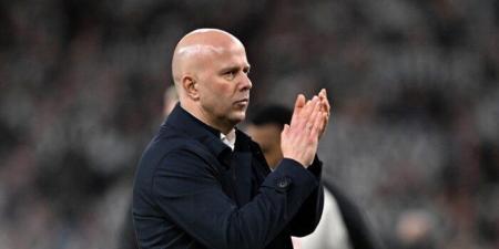 سلوت يكيل المديح للاعبي ليفربول بعد الفوز الصعب على نيوكاسل - هرم مصر