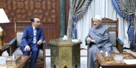 كازاخستان تجدِّد دعوتها لشيخ الأزهر للمشاركة في افتتاح قمَّة زعماء الأديان - هرم مصر