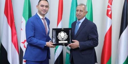 نيسان مصر توقع مذكرة تفاهم مع الأكاديمية العربية لتعزيز التدريب وبناء الكفاءات البشرية - هرم مصر